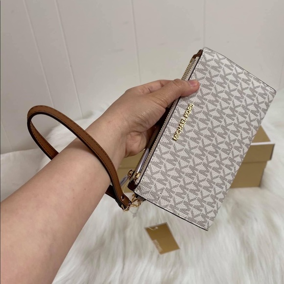 MK DOUBLE ZIP WALLET - Picture 3 of 3